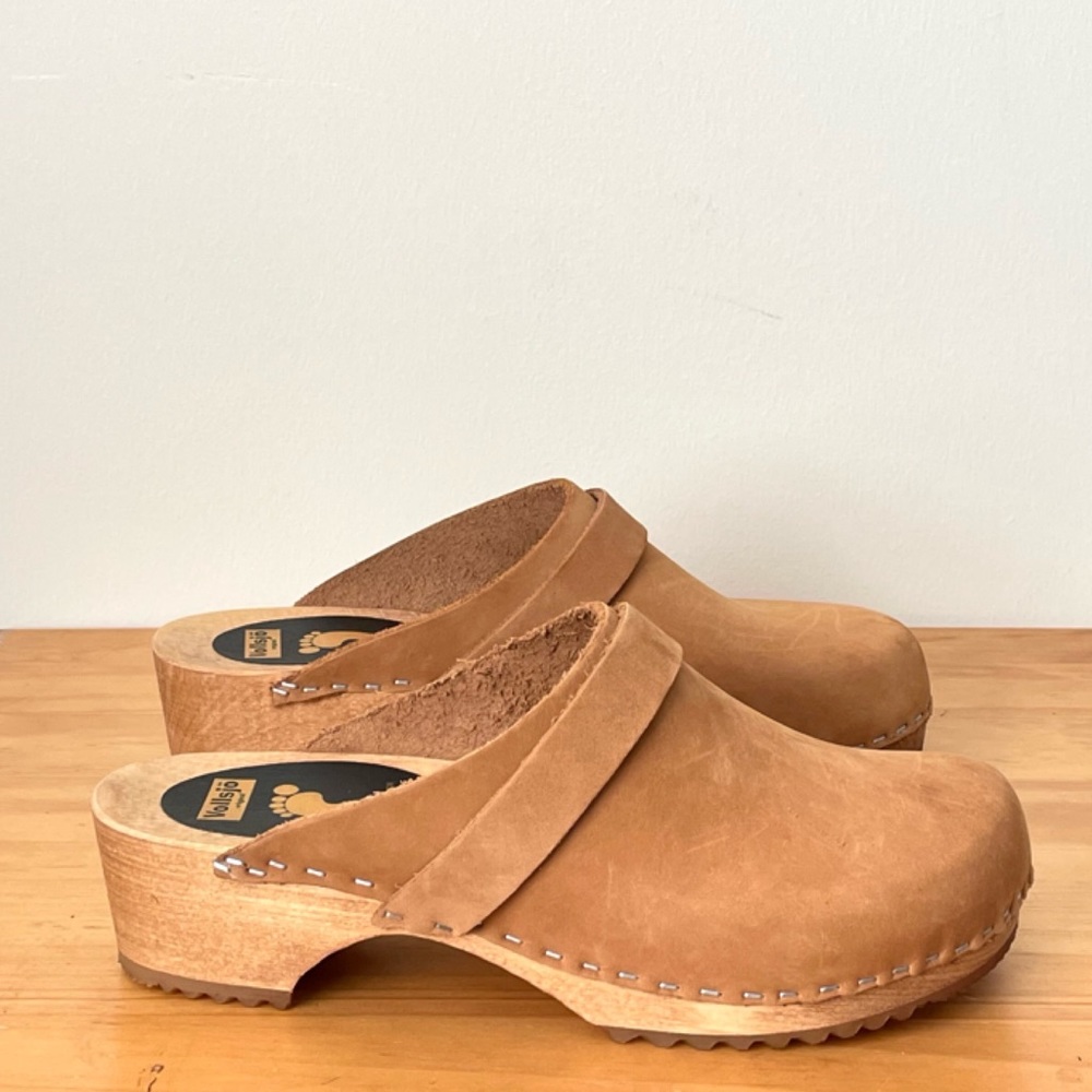 Vollsjo Women's Genuine Leather Wooden Clogs Made in EU Size 40  or Size 9.5